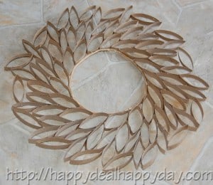 Toilet Paper Roll Craft - Toilet Paper Roll Wreath - Frugal Craft Projects - Toilet Paper Wall Art! This wreath is so beautiful - never would have thought it was made from toilet paper rolls! happydealhappyday.com