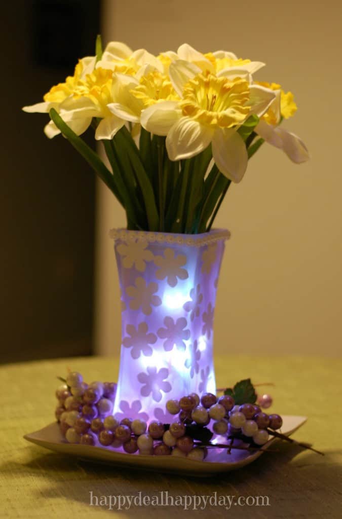 Spring Craft DIY Decor Ideas - spring vase with fairy lights