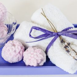 homemade bath bombs