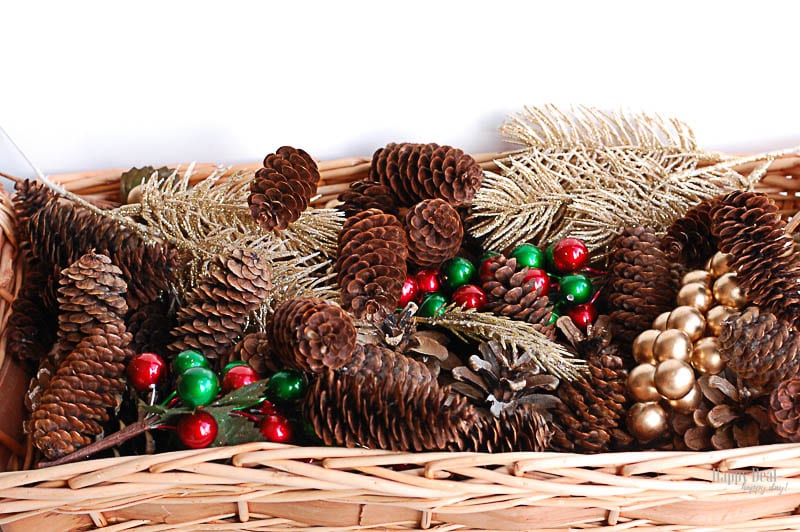 DIY Scented Pine Cones For The Holidays