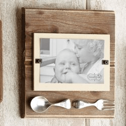 Thumbnail A Wooden Picture Frame