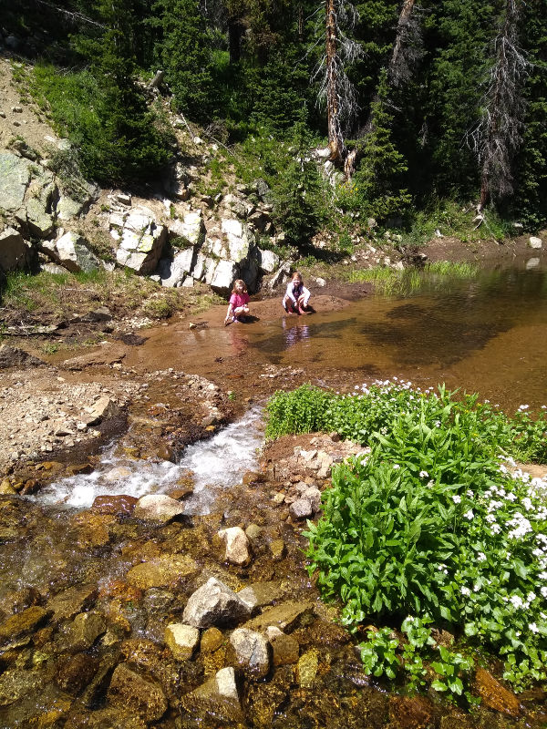 kids looking for gold in colorado
