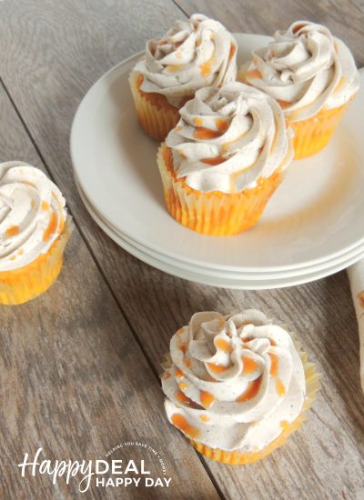 Pumpkin Spice Cupcakes Frosted Vertical 400x550